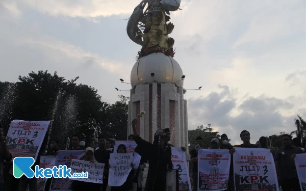 Dukung KPK di Sidoarjo, Massa Antikorupsi Desak Tuntaskan Pengusutan Kasus BPPD Sidoarjo