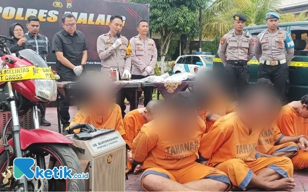 Thumbnail Berita - Polres Malang Ungkap 29 Kasus Curanmor, Amankan 10 Tersangka