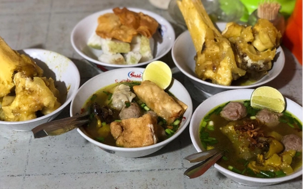 Thumbnail Berita - 5 Rekomendasi Bakso, Harga tidak Bikin Baper