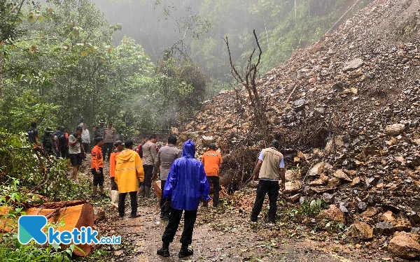 Thumbnail Berita - Longsor, Jalan Akses Gayo Lues-Abdya Lumpuh Total