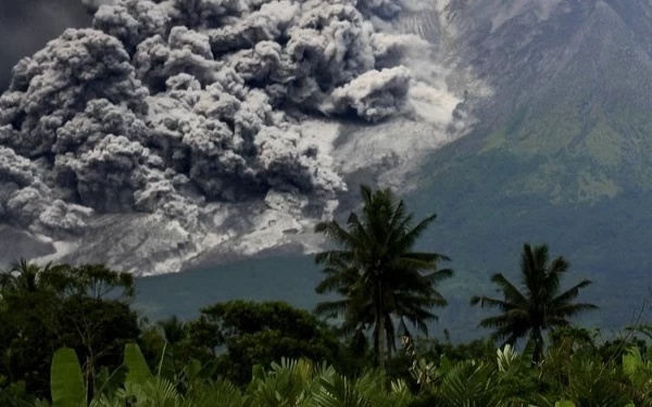 Thumbnail Berita - BPPTKG : Potensi Bahaya di Sisi Barat Laut Gunung Merapi 