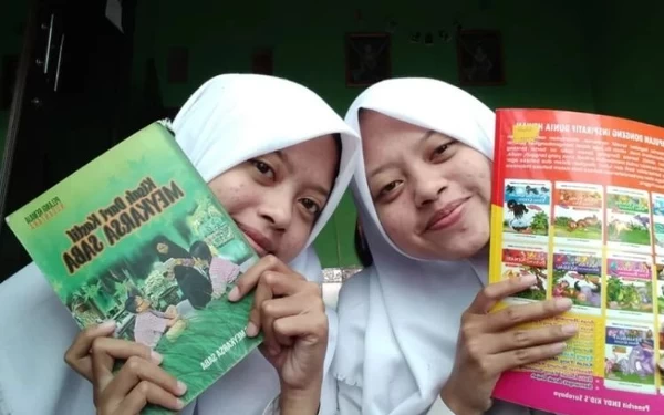 Dua Siswa Kembar Berhasil Masuk Unair  Lewat Jalur SNBP