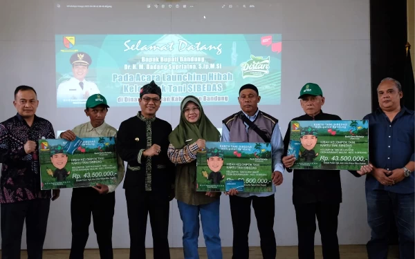 Thumbnail Berita - Bupati Bandung Launching Hibah Rp25 Miliar untuk Petani