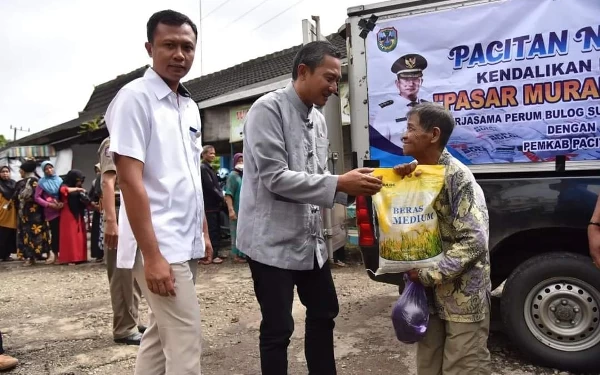 Thumbnail Berita - Pasar Murah Pemkab Pacitan Mesti Berlanjut