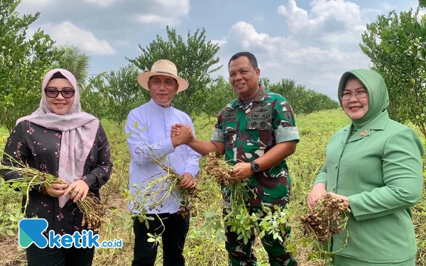 Thumbnail Berita - Jaga Ketahanan Pangan, Pangdam V/Brawijaya: Jangan Biarkan Sejengkal Tanah Terabaikan