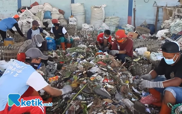 Thumbnail Berita - Tak Perlu ke TPA, Warga Sidoharjo Pacitan Kelola Sampah Sendiri