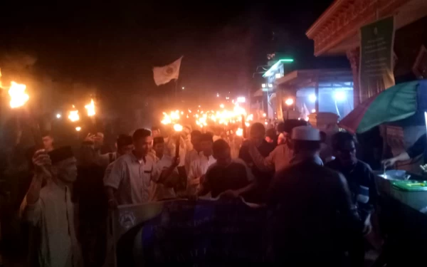 Thumbnail Berita - Tradisi Pawai Obor Sambut Tahun Baru Islam di Palembang