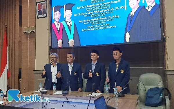 Thumbnail Berita - Dua Profesor Baru UB Bahas Pengaturan Aset Negara hingga Rendemen Industri Tahu