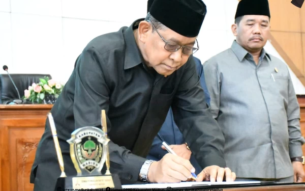 Thumbnail Berita - DPRD Kabupaten Madiun Resmi Usulkan 3 Nama Penjabat Bupati, Ada yang dari Kebonsari, Berikut Profilnya