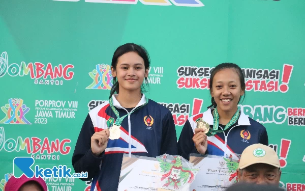 Thumbnail Berita - Potret Aileen Aurellia Farraz, Atlet Tenis Kota Malang yang Mirip Maudy Ayunda