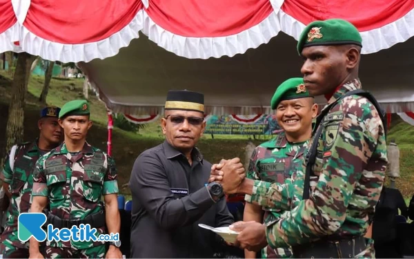 Thumbnail Berita - Wakil Bupati Hasbulla Furuada Hadiri Upacara HUT ke-5 Batalyon Infantri 764 Iamba Baua Kaimana