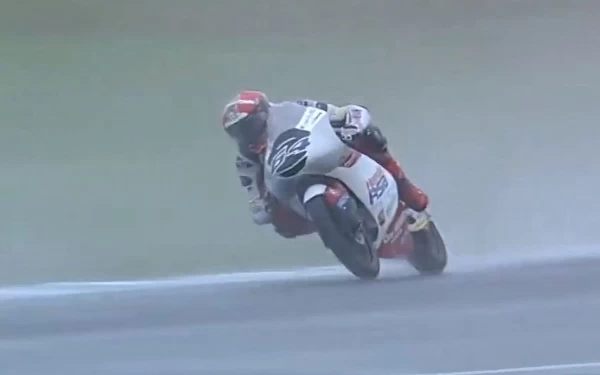 Sempat Kokoh di Posisi 6, Mario Aji Crash dan DNF di GP Australia