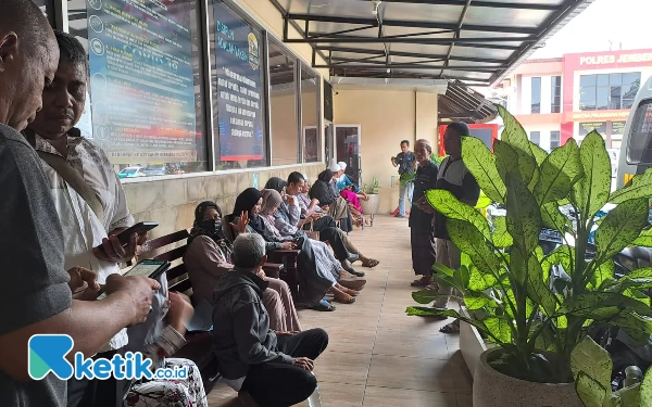 Kasus Penelantaran Jemaah Umroh Jember Dipolisikan