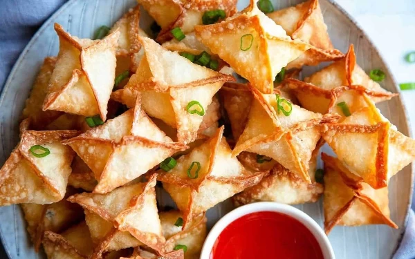 Thumbnail Berita - Yuk Bikin Crab Rangoon Camilan Sehat dan Renyah, Anak Pasti Suka