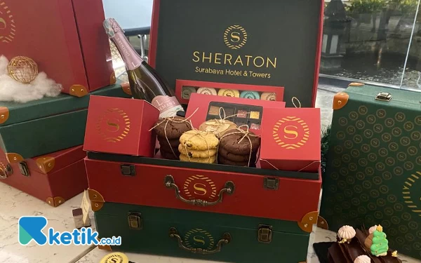 Thumbnail Berita - Sheraton Hotel Surabaya Hadirkan Hampers untuk Meriahkan Hari Natal