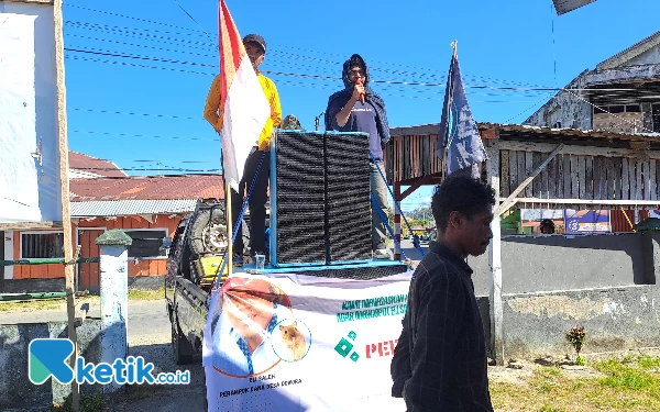 Thumbnail Berita - Mahasiswa Gane Barat Selatan Tuntut Bupati Halsel Berhentikan Kades Dowora