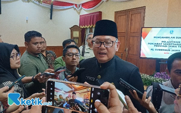 Thumbnail Berita - Jarang Dikenal Publik, Ini Profil Pj Sekdaprov Jatim Bobby Soemiarsono, Miliki Segudang Pengalaman