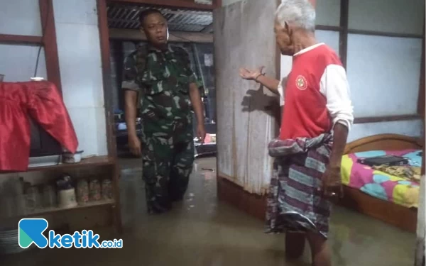 Thumbnail Berita - Ratusan Rumah di Perumahan Relokasi Situbondo Tergenang Banjir