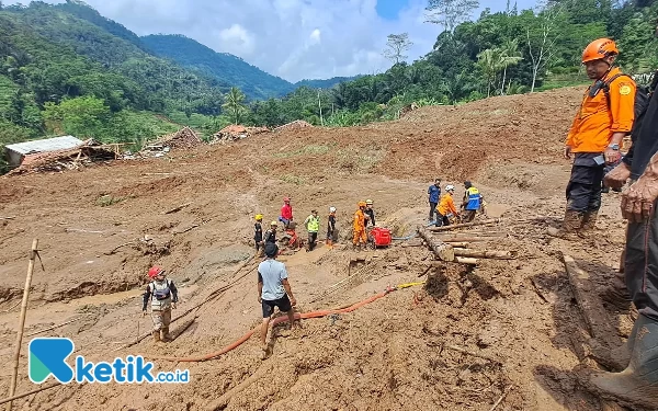 Longsor Bandung Barat, 2 Ditemukan 9 Orang Masih Dalam Pencarian