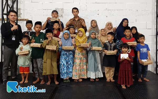 Berkah Ramadan, Puluhan Anak Yatim Piatu Berbelanja Gratis di Citiplaza Bondowoso