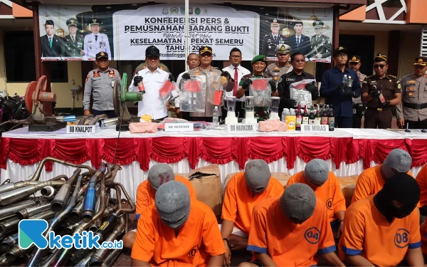 Thumbnail Berita - Ribuan Barang Bukti Kejahatan Dimusnahkan Polres Probolinggo Kota