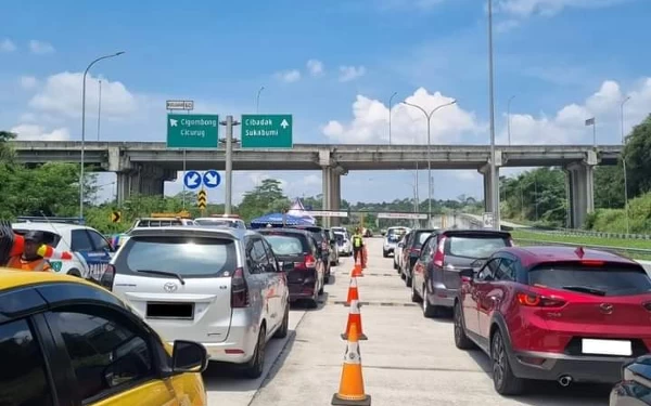 Pasca Longsor, Tol Bocimi  Difungsikan Kembali dengan Sistem Buka Tutup