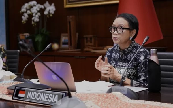 Thumbnail Berita - Kemlu RI Bantah Media Asing yang Sebut Indonesia Jajaki Buka Hubungan Diplomatik dengan Israel