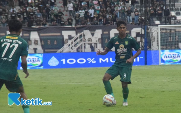 Thumbnail Berita - Persebaya Kalah Beruntun, Paul Munster Akui Absennya Pemain Inti Jadi Kendala