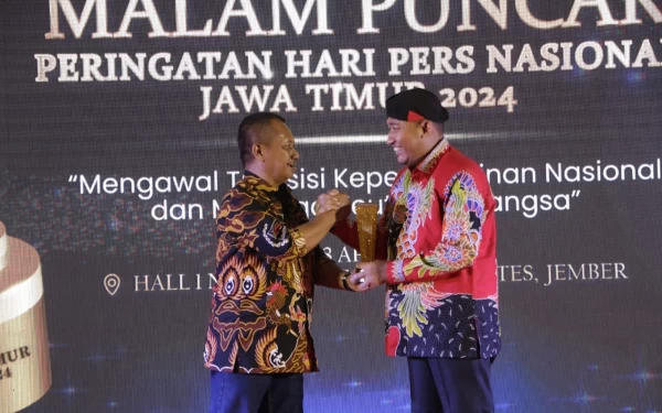 Bupati Sumenep Raih Penghargaan dari PWI Jatim