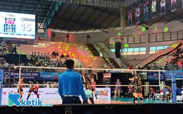 Thumbnail Berita - Jakarta Elektrik PLN Menangi Duel Sengit Kontra Jakarta Popsivo Polwan di Proliga 2024