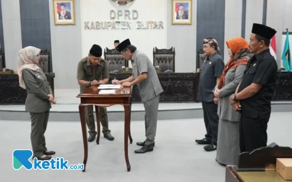 Thumbnail Berita - DPRD Kabupaten Blitar Gelar Rapat Paripurna Pembahasan Ranperda