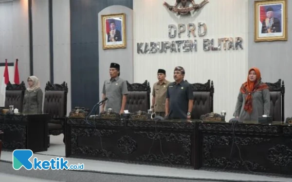 DPRD Kabupaten Blitar Gelar Rapat Paripurna Pandangan Umum Fraksi Tanggapi Ranperda RPJPD 2025-2045