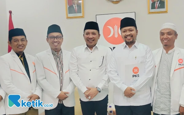 Thumbnail Berita - PKS Sampang Siap Tempur Menangkan H Slamet Junaidi dan Ra Mahfud di Pilkada 2024