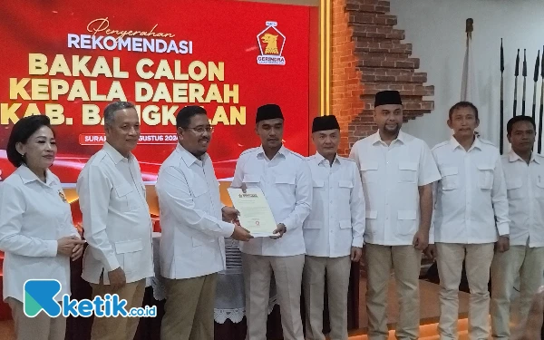 Sah! Bacalon Bupati Bangkalan Lukman Hakim-Fauzan Jakfar  Terima Rekomendasi Gerindra