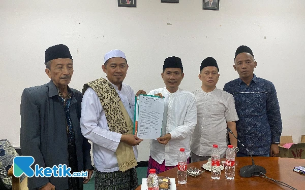 Habaib dan Ulama Audiensi ke DPRD Sampang Minta Pemkab Tutup Lorensia Resto dan Cafe