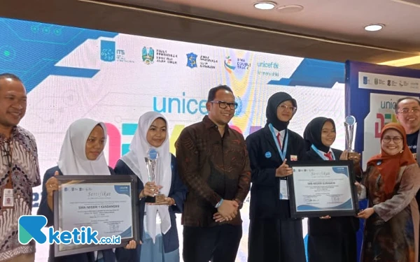 Hebat! SKB Kota Surabaya Sabet Juara 2 Aplikasi Website di Demo Day Digital Skills