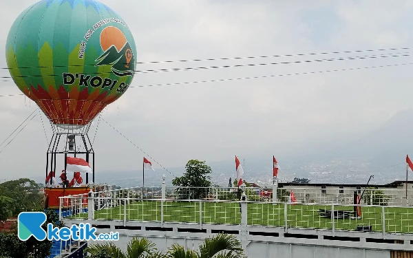 Thumbnail Berita - D'Kopi Sabin Padukan Kafe dengan Taman Rekreasi, Cocok untuk Keluarga