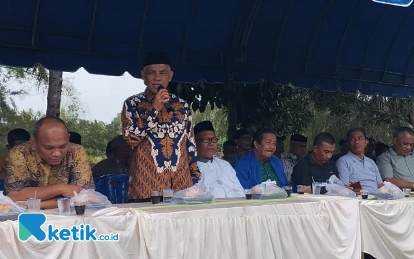 Thumbnail Berita - Mawardi-Yusran Silaturahmi ke Warga Simeulue Cut dan Ziarah ke Makam Ulama Teuku Diujung