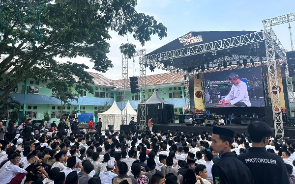 Thumbnail Berita - Ribuan Penonton Antusias Ikuti Silaturahmi Budaya 2024 Coklat Kita di Cianjur