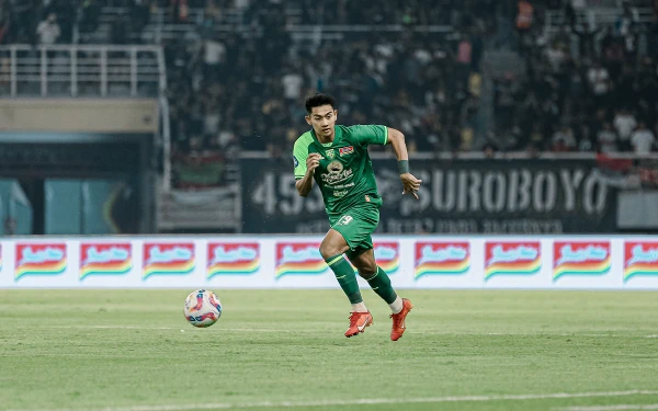 Thumbnail Berita - Persebaya Makin Kokoh di Papan Atas Klasemen Usai Bungkam Persis Solo