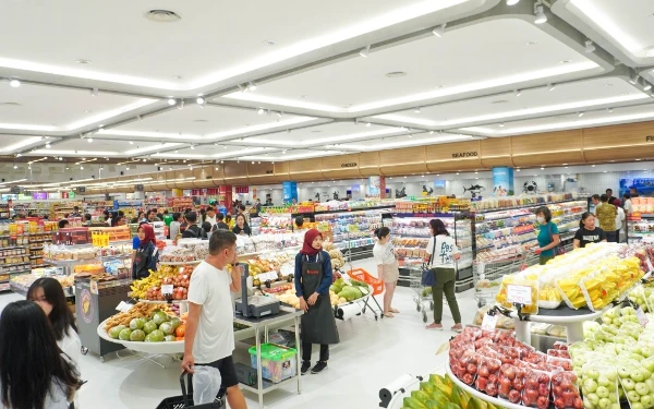 Thumbnail Berita - Daftar 7 Supermarket Populer di Surabaya, Ada yang Baru Dibuka