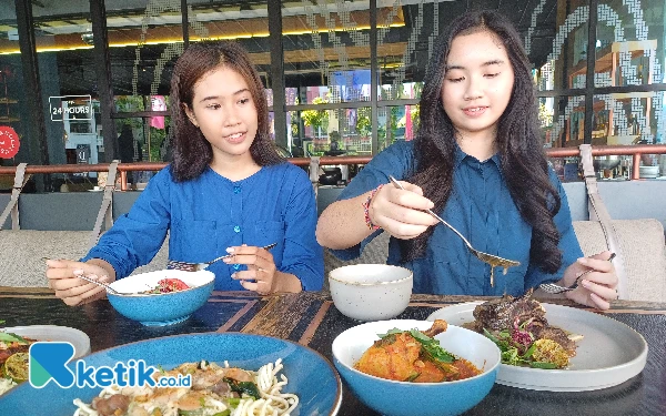 Thumbnail Berita - Nikmati Rasa Asam dan Pedas Masakan Khas Sulawesi Ala Artotel TS Suites Surabaya