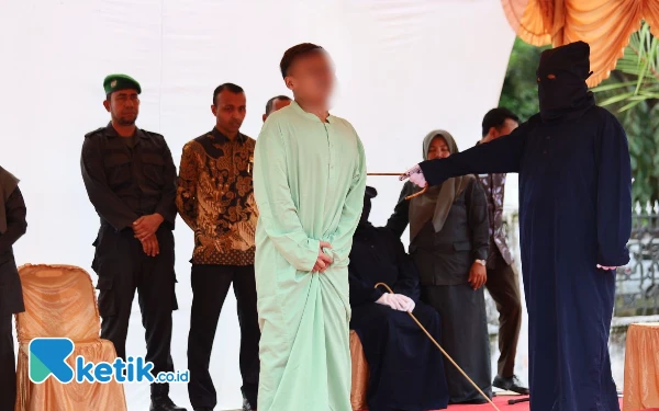 11 Pelanggar Syariat Islam di Nagan Raya Dicambuk Algojo