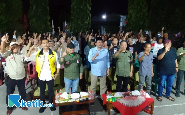 Thumbnail Berita - Paslon Bambang-Bayu Hadir di Tengah Masyarakat Karanglo Kota Blitar, Jabarkan Program Unggulan