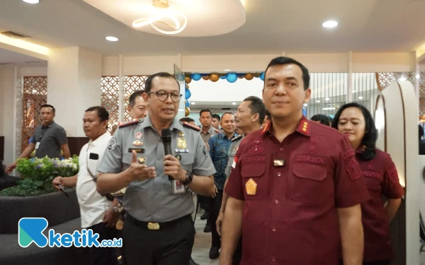 Thumbnail Berita - Tingkatkan Pelayanan Keimigrasian, Kemenkumham Jatim Buat Immigration Lounge di Mall