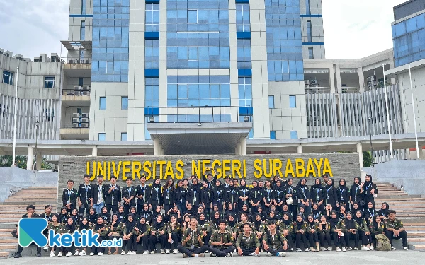 Tingkatkan Inovasi dan Kolaborasi, HMPB FEB Unesa Gandeng HMPPE Unnes Gelar Studi Banding