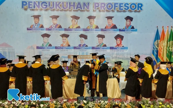 Unesa Kukuhkan 11 Profesor, Perkuat Posisi sebagai Universitas Unggulan di Indonesia