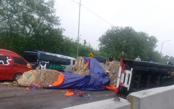 Tersangka Kecelakaan Beruntun Tol Cipularang, Sopir Truk Terancam 12 Tahun Penjara