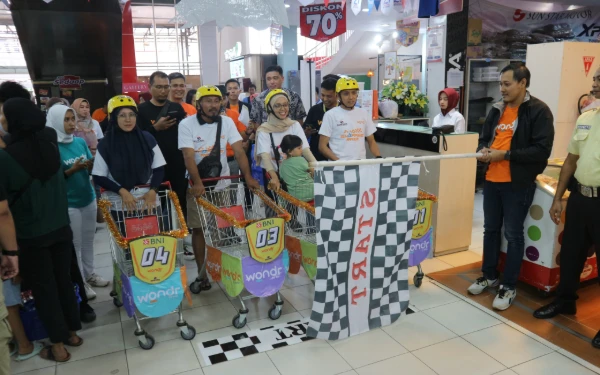 Thumbnail Berita - Yuk Intip Keseruan Shopping Race Pengguna Setia Wondr by BNI di Tuban