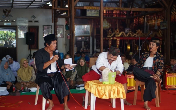 Thumbnail Berita - Lestarikan Budaya, Pelajar di Lumajang Ikuti Workshop Kesenian Ludruk